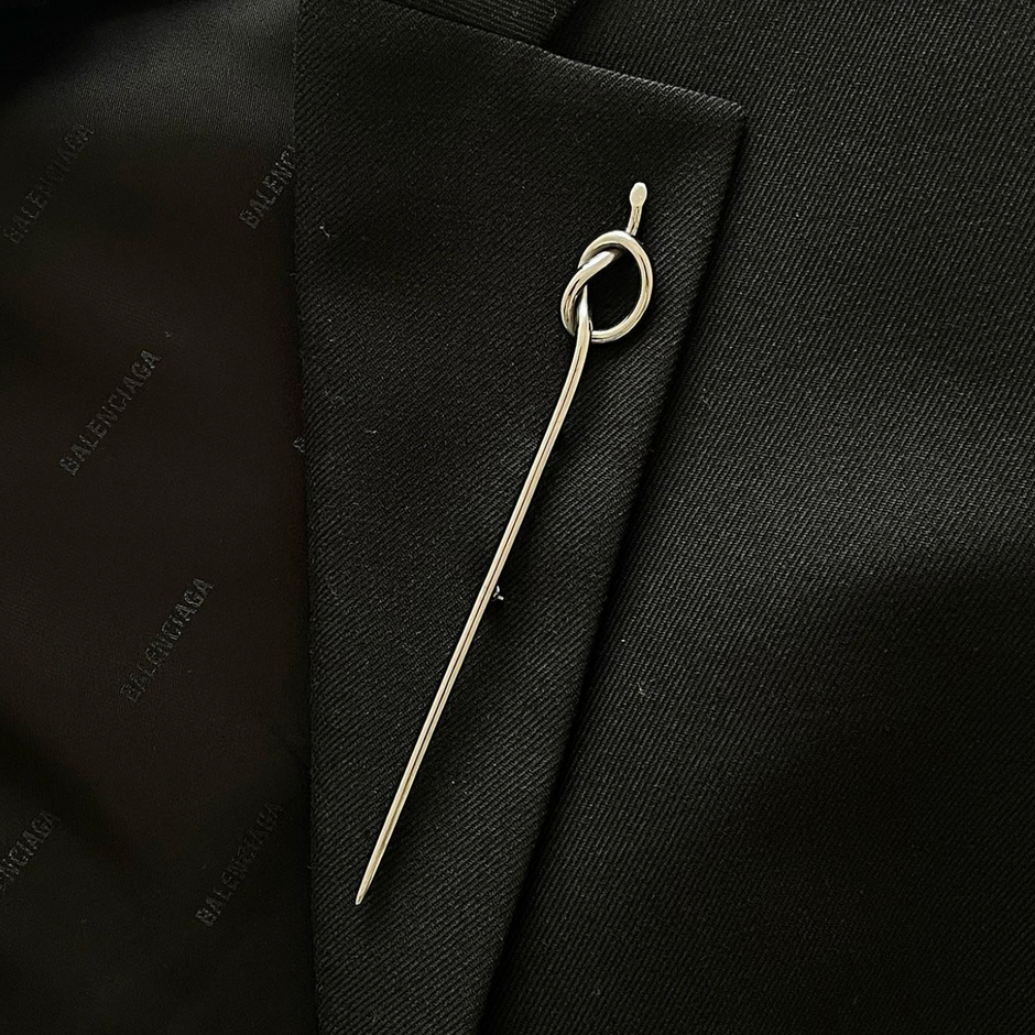 An Ode to My Granddad: Celebrating the Pin Brooch