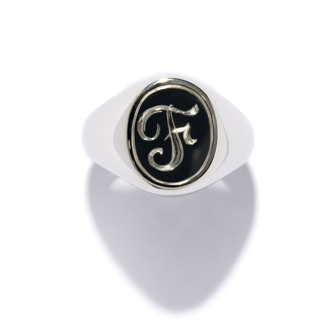 Evelyn Oval Signet